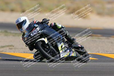 media/Oct-08-2022-SoCal Trackdays (Sat) [[1fc3beec89]]/Turn 16 (125pm)/